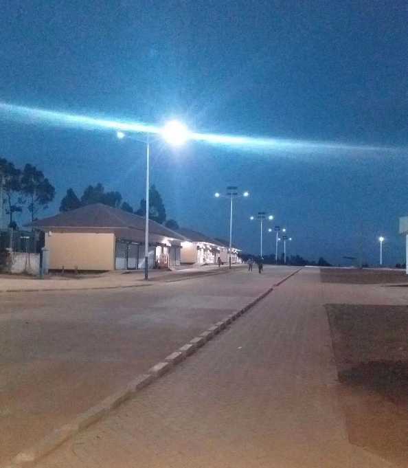 贺州市非洲科特迪瓦太阳能路灯工程